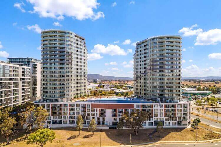 Daytime real estate photography for a unit or apartment in Canberra
